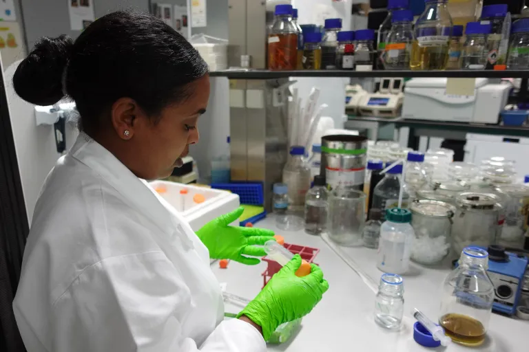 Nuhamin in the lab